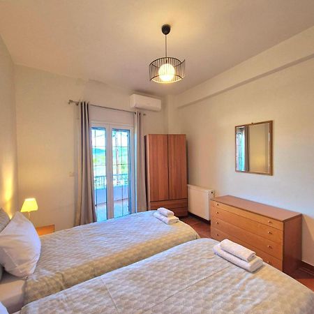 J&B Countryside Life Apartment Ágios Matthaíos Екстериор снимка